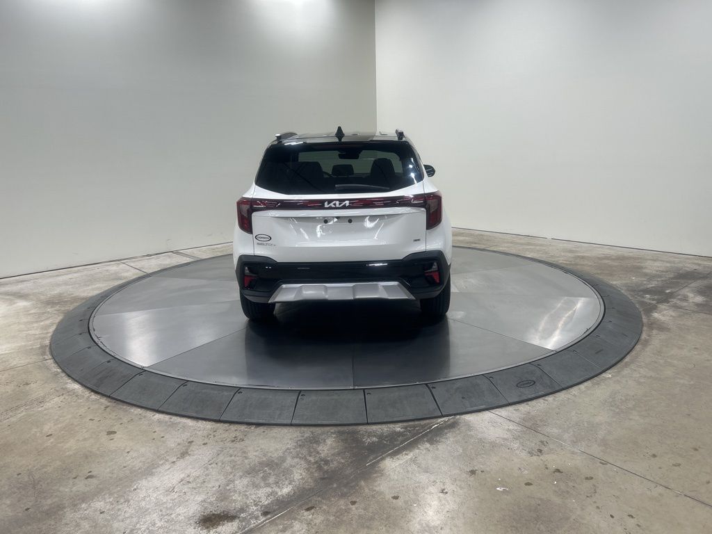 new 2026 Kia Seltos car, priced at $27,860