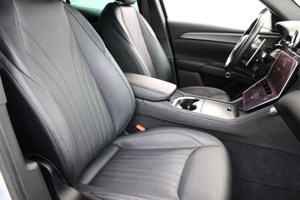 used 2024 Maserati Grecale car, priced at $39,599