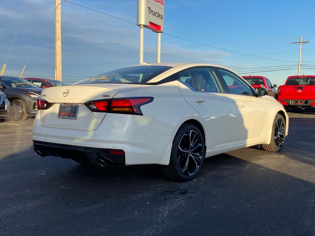 new 2025 Nissan Altima car, priced at $30,292