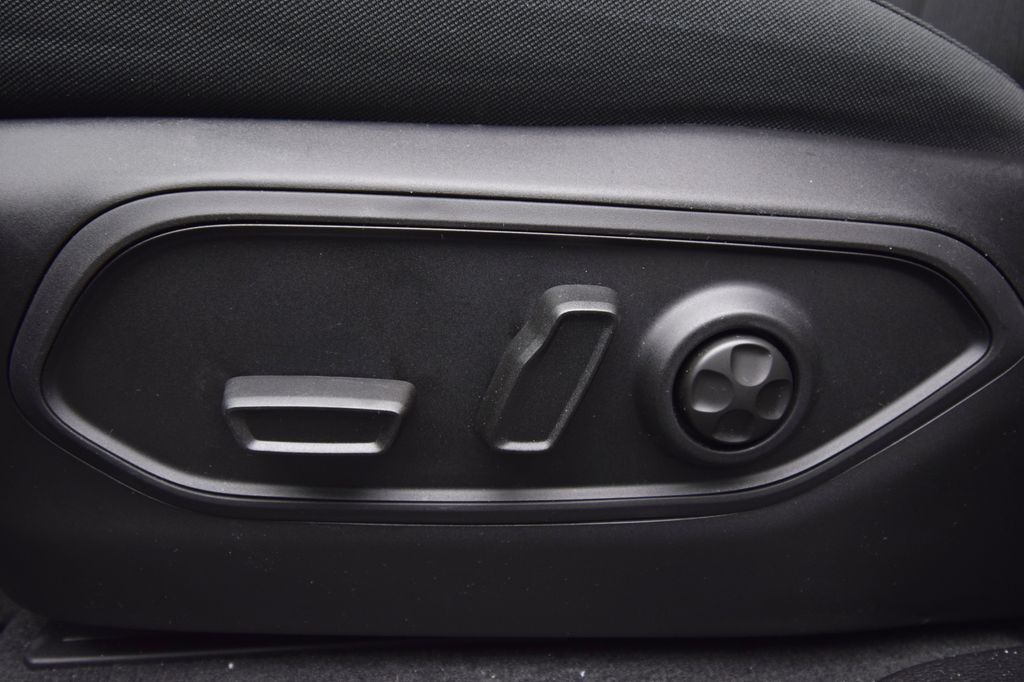 new 2025 Jeep Grand Cherokee car, priced at $35,165