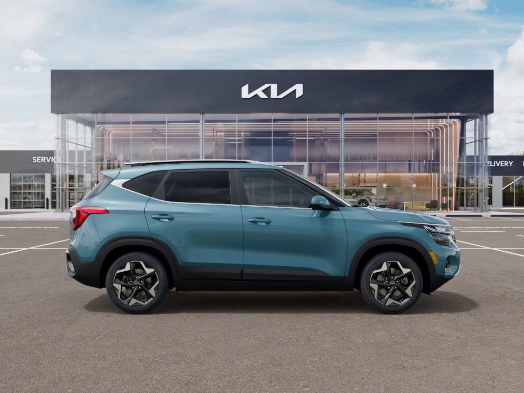 new 2025 Kia Seltos car, priced at $26,327