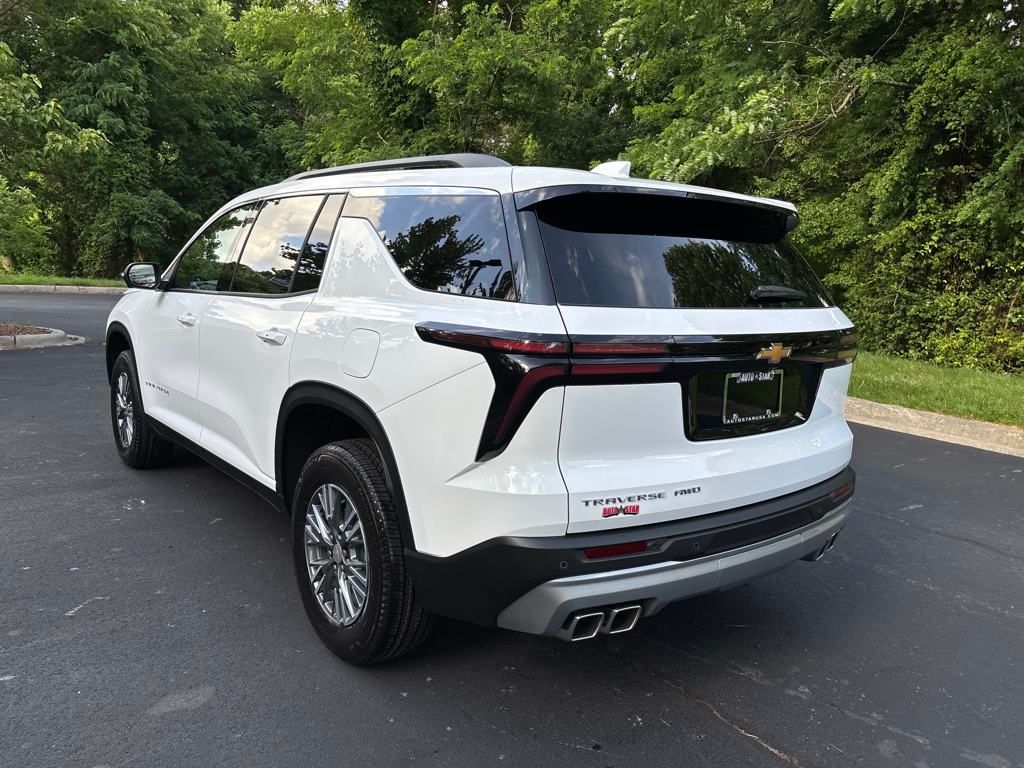 new 2025 Chevrolet Traverse car, priced at $44,695
