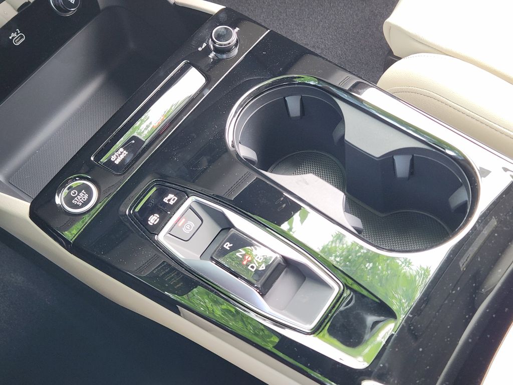 new 2025 Audi e-tron car, priced at $76,260