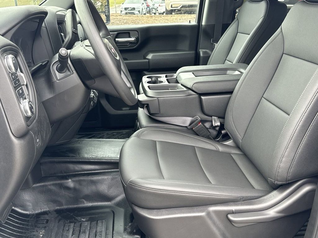 new 2024 GMC Sierra 2500HD car, priced at $48,933