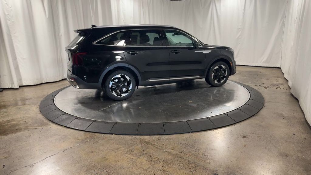 new 2025 Kia Sorento Hybrid car, priced at $42,088