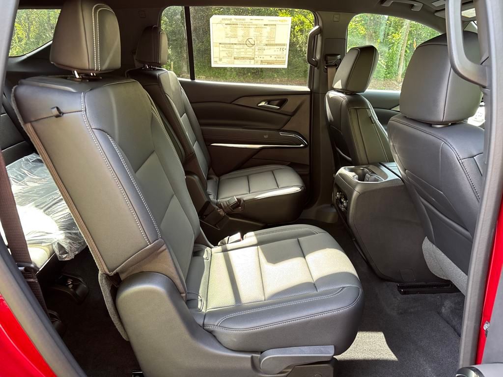 new 2025 Chevrolet Traverse car, priced at $46,190