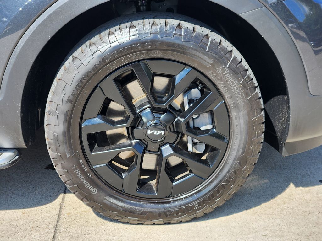 used 2024 Kia Telluride car, priced at $47,372
