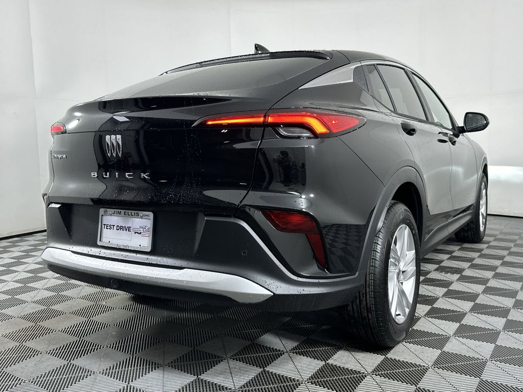 new 2025 Buick Envista car, priced at $25,190