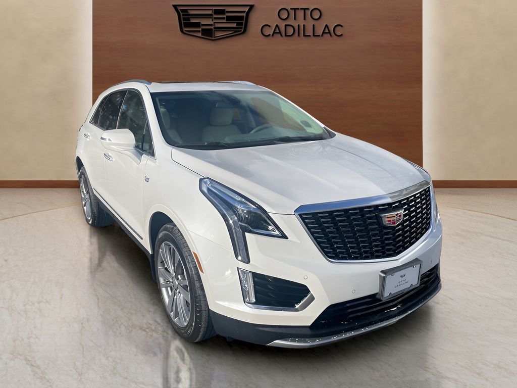 used 2025 Cadillac XT5 car, priced at $51,750