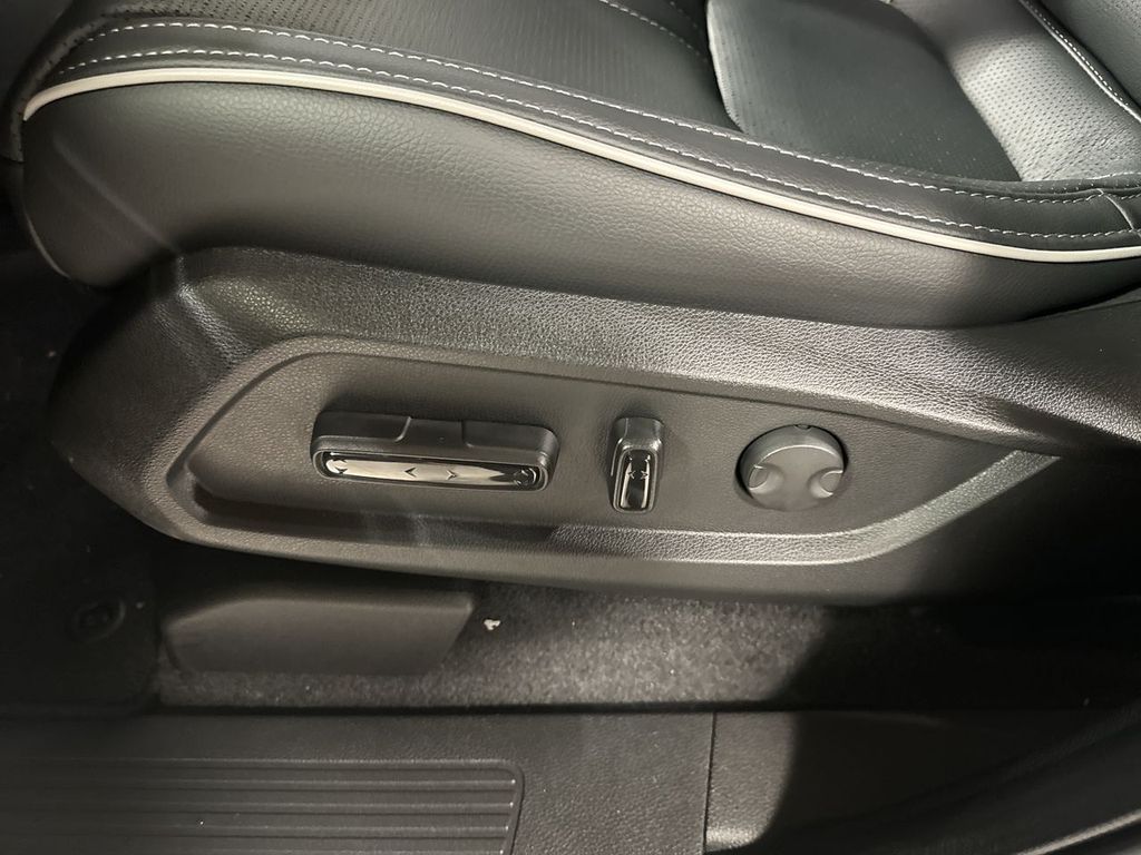 new 2025 Honda Pilot car, priced at $54,530