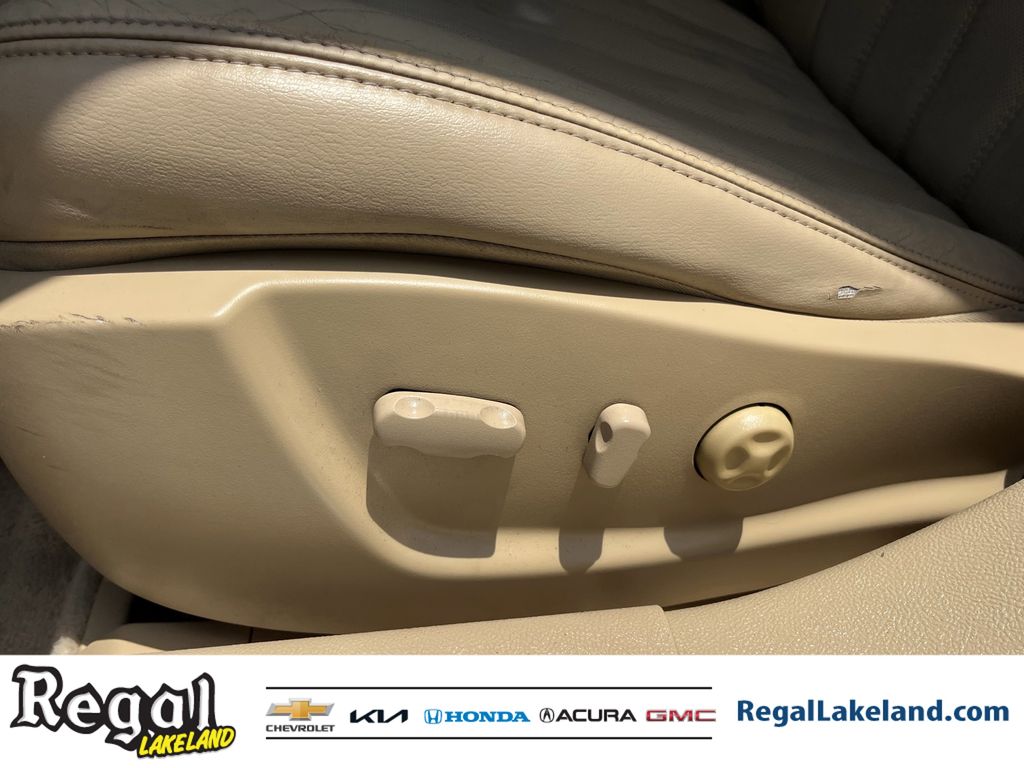 used 2007 Buick Lucerne car, priced at $5,994