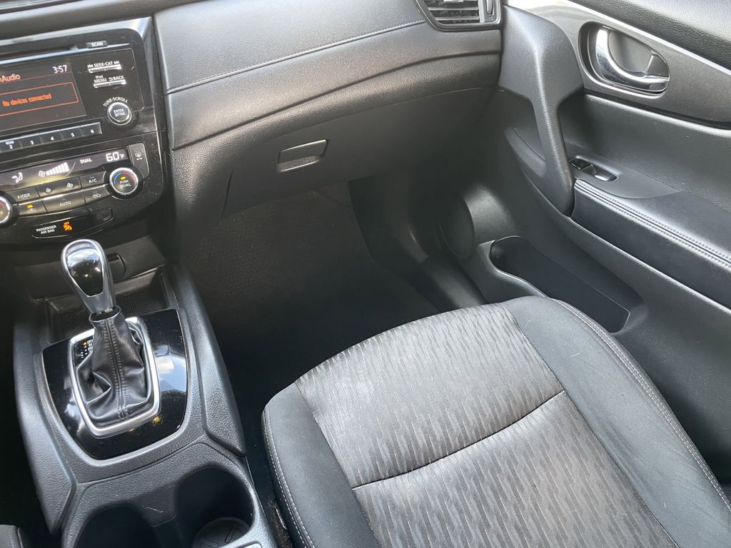 used 2017 Nissan Rogue car, priced at $7,992