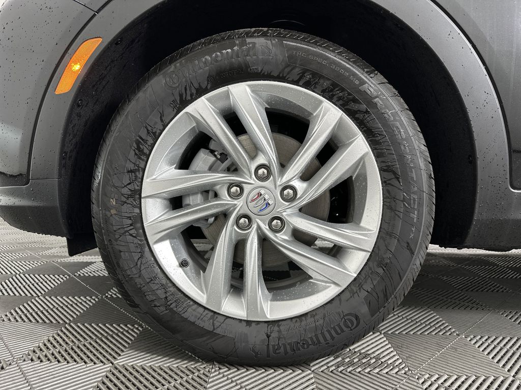 new 2025 Buick Envista car, priced at $27,375