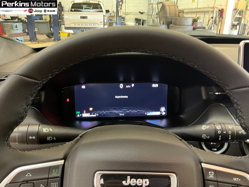 new 2025 Jeep Compass car, priced at $38,107