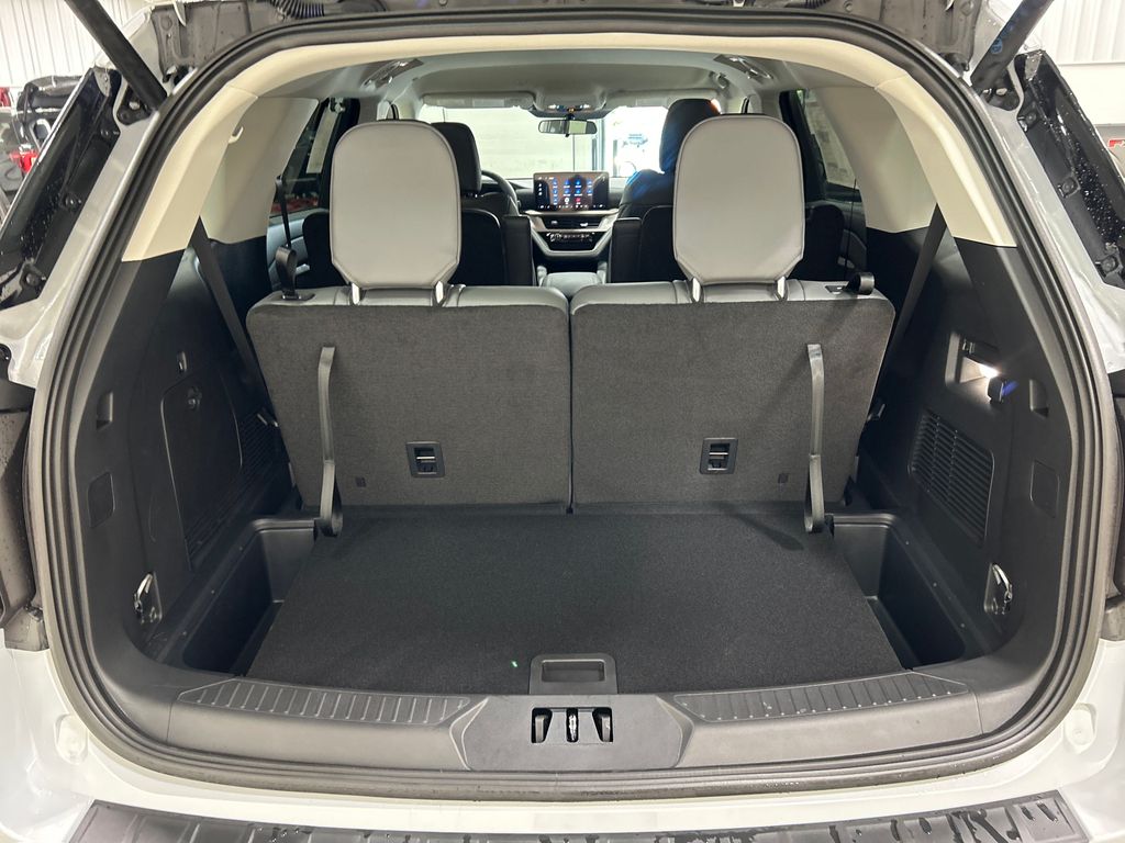 new 2025 Ford Explorer car, priced at $45,826
