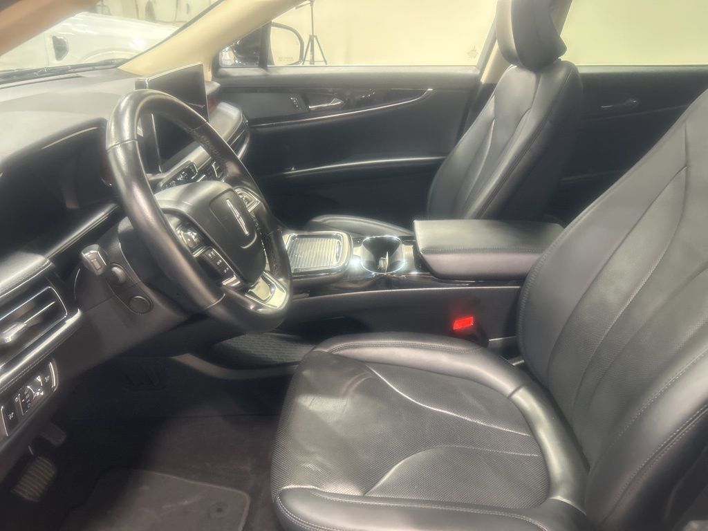 used 2022 Lincoln Nautilus car, priced at $34,983