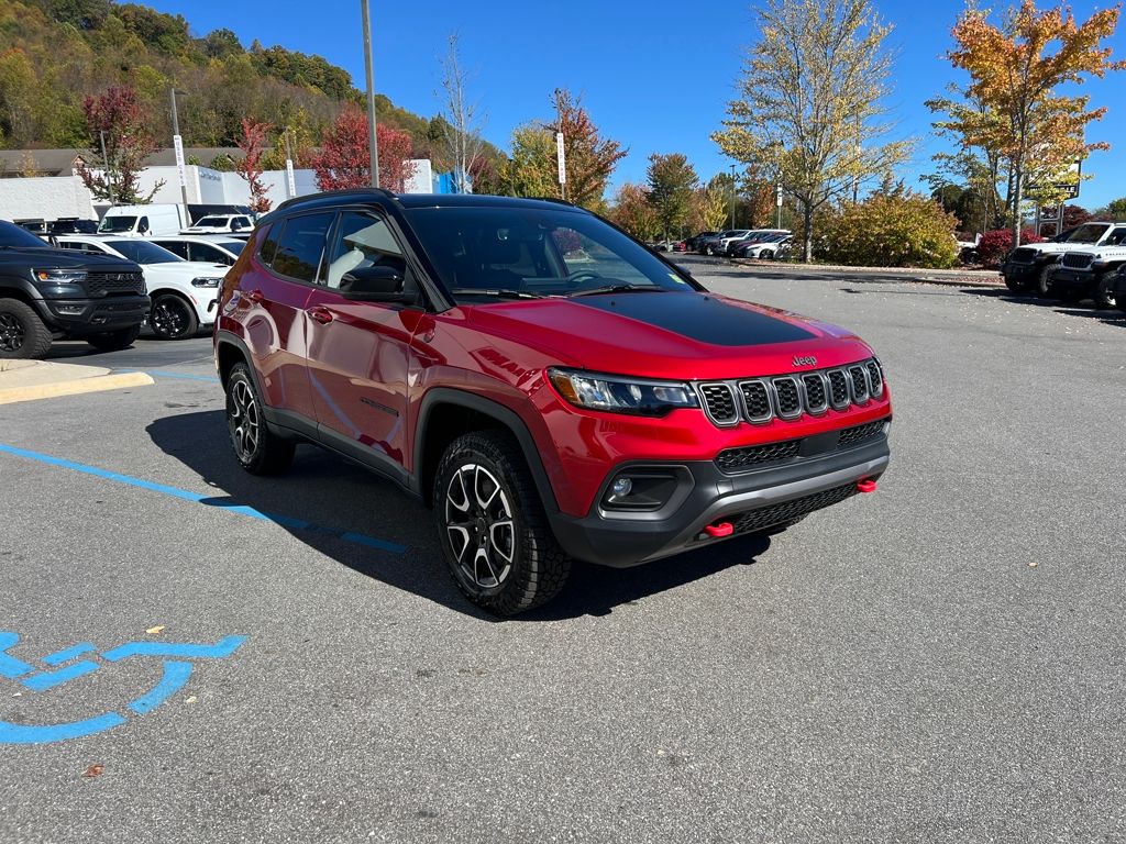 new 2026 Jeep Compass car, priced at $38,005