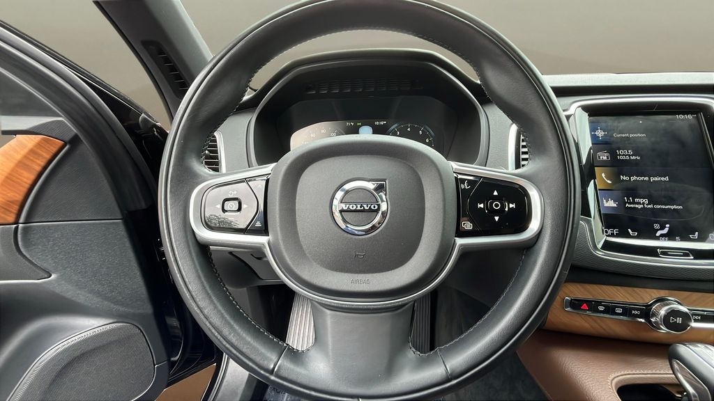 used 2022 Volvo XC90 car, priced at $35,400