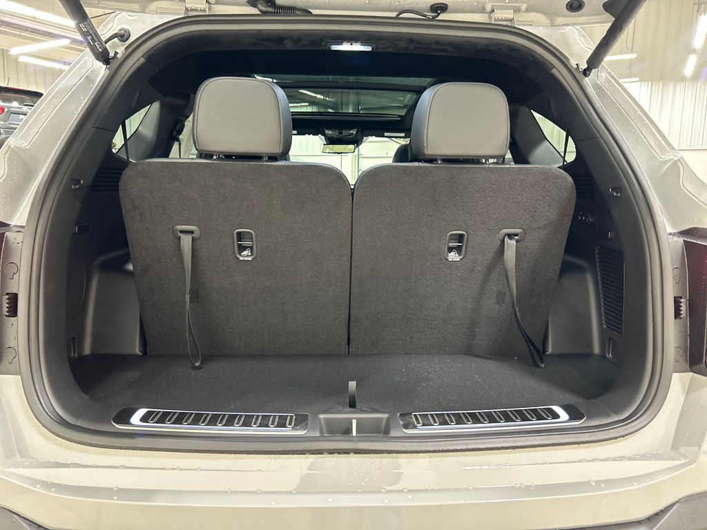 new 2025 Kia Sorento car, priced at $47,095