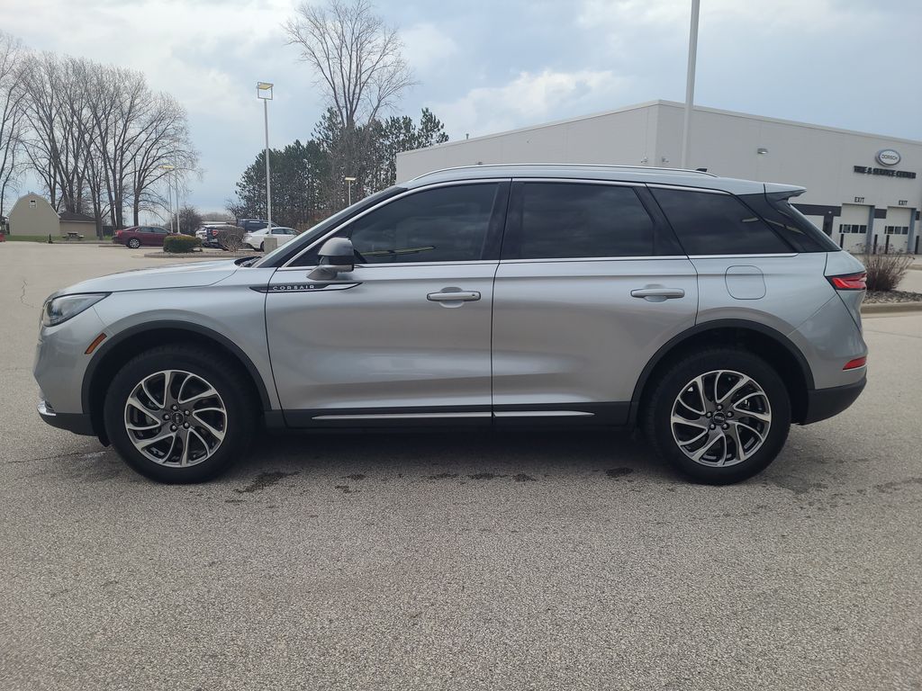 used 2022 Lincoln Corsair car, priced at $28,768