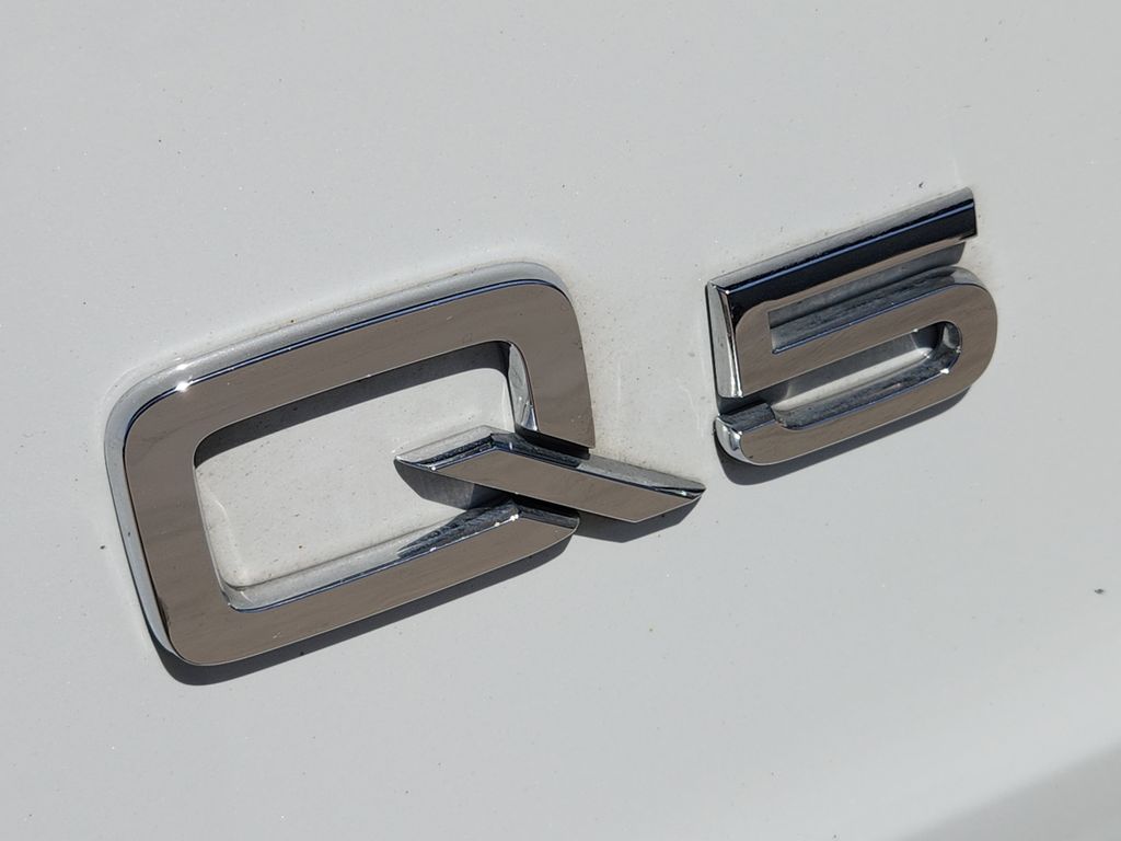 used 2022 Audi Q5 e car, priced at $37,372