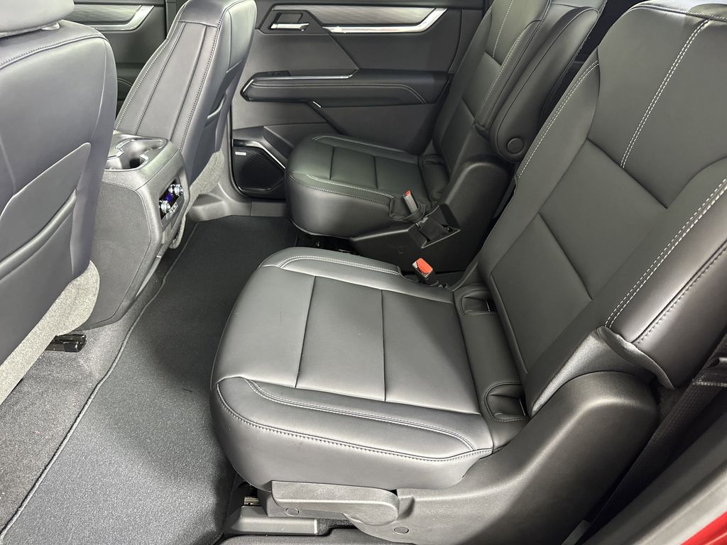 new 2025 GMC Acadia car, priced at $45,675