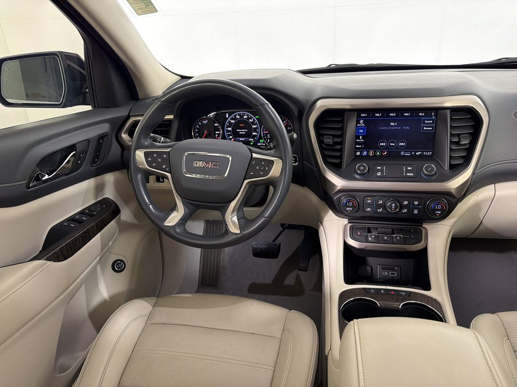 used 2023 GMC Acadia car, priced at $40,988