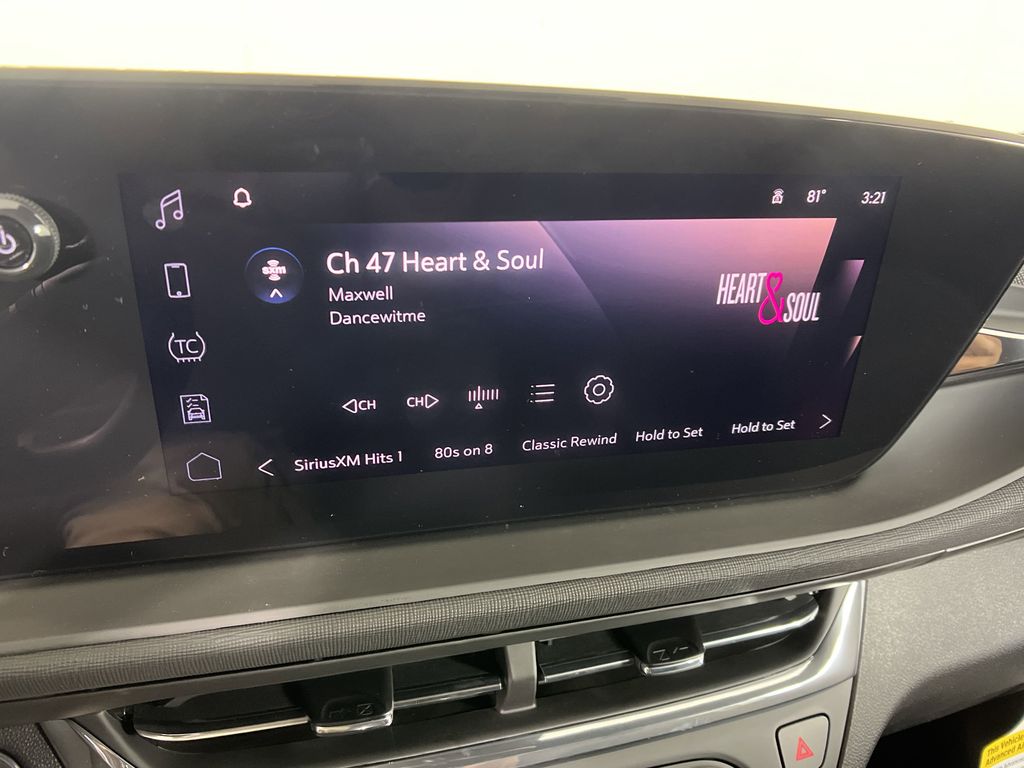 new 2025 Buick Envista car, priced at $25,190