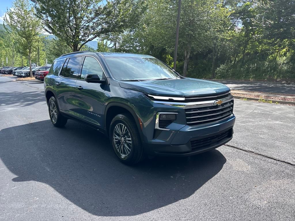 new 2025 Chevrolet Traverse car, priced at $44,695