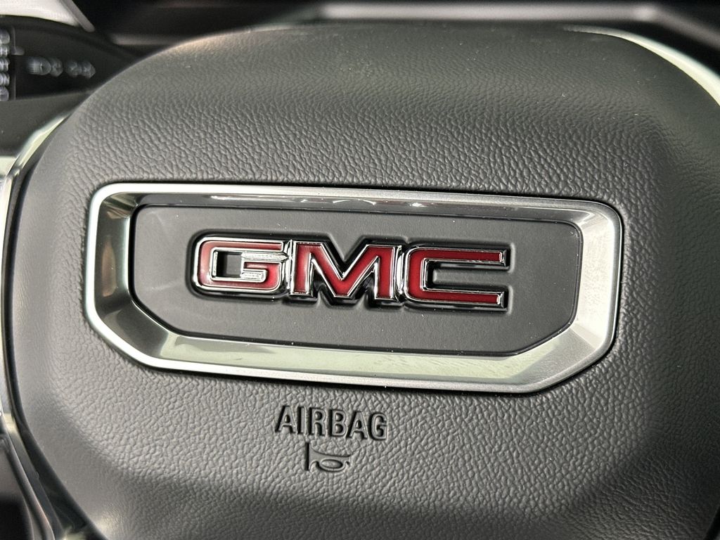new 2025 GMC Acadia car, priced at $45,030