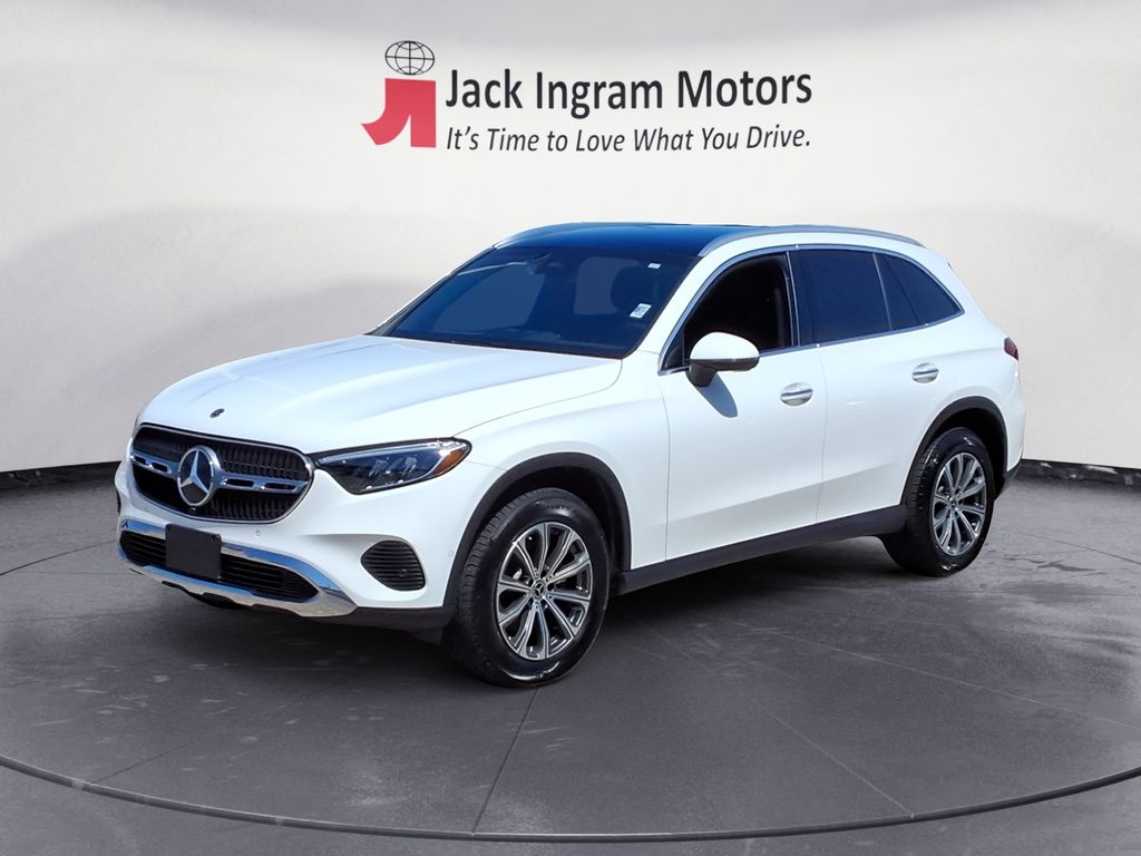 used 2024 Mercedes-Benz GLC car, priced at $39,997