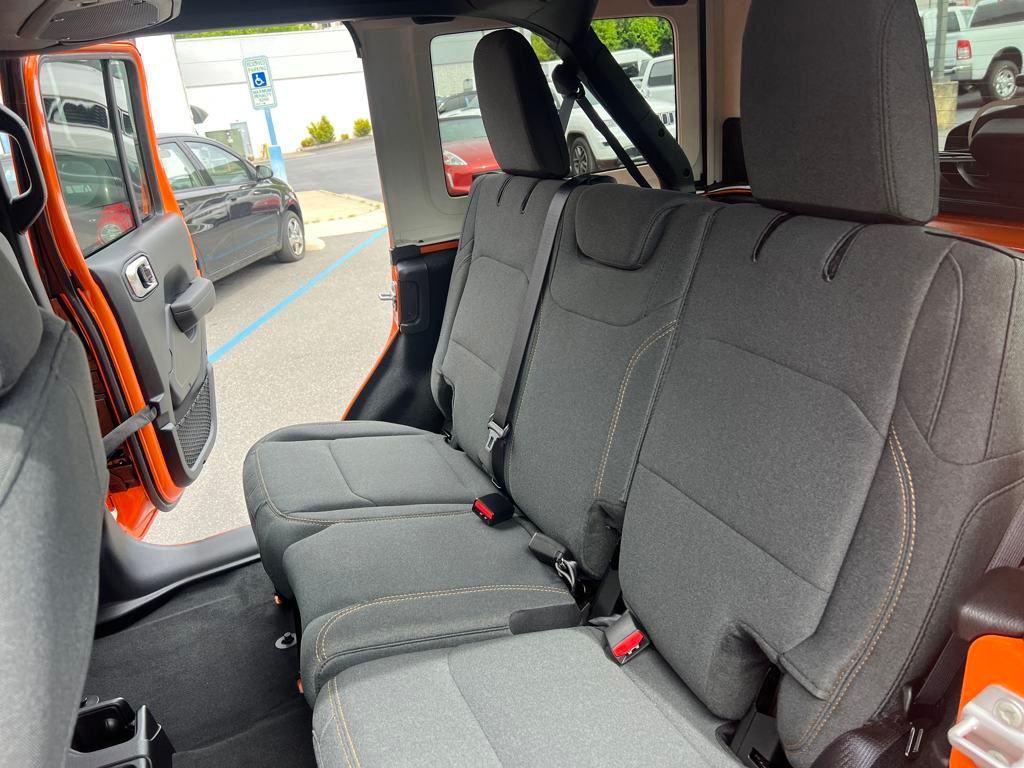 new 2025 Jeep Wrangler car, priced at $49,129