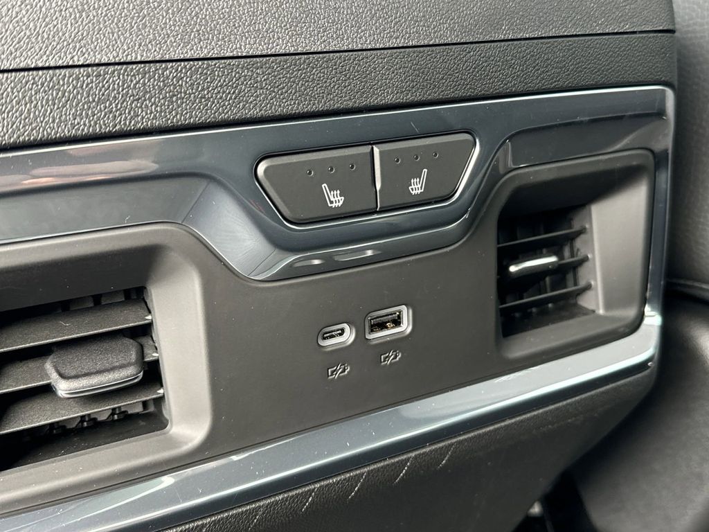 new 2025 GMC Sierra 2500HD car, priced at $85,547