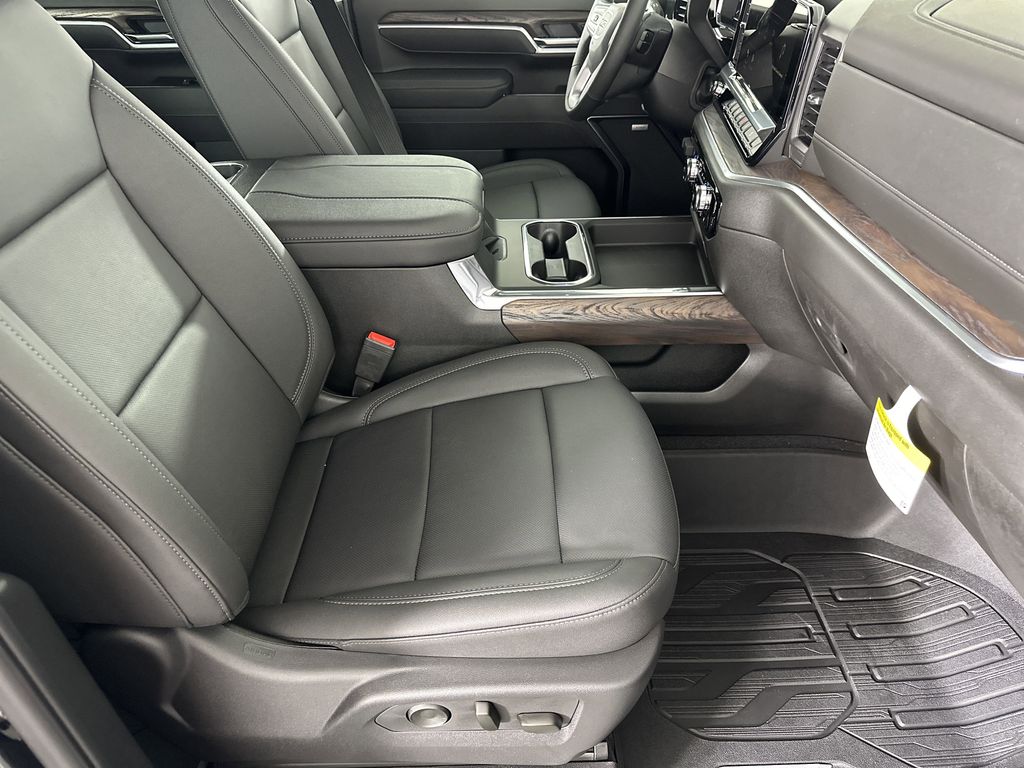 new 2025 GMC Sierra 2500HD car, priced at $79,765