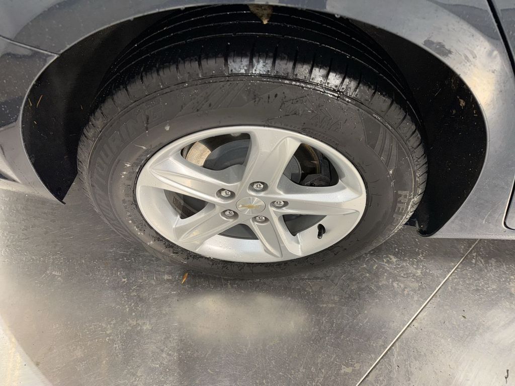 used 2019 Chevrolet Malibu car, priced at $15,745