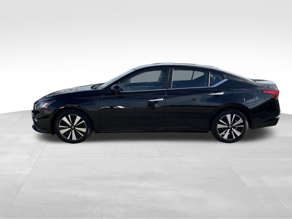 used 2022 Nissan Altima car, priced at $16,492