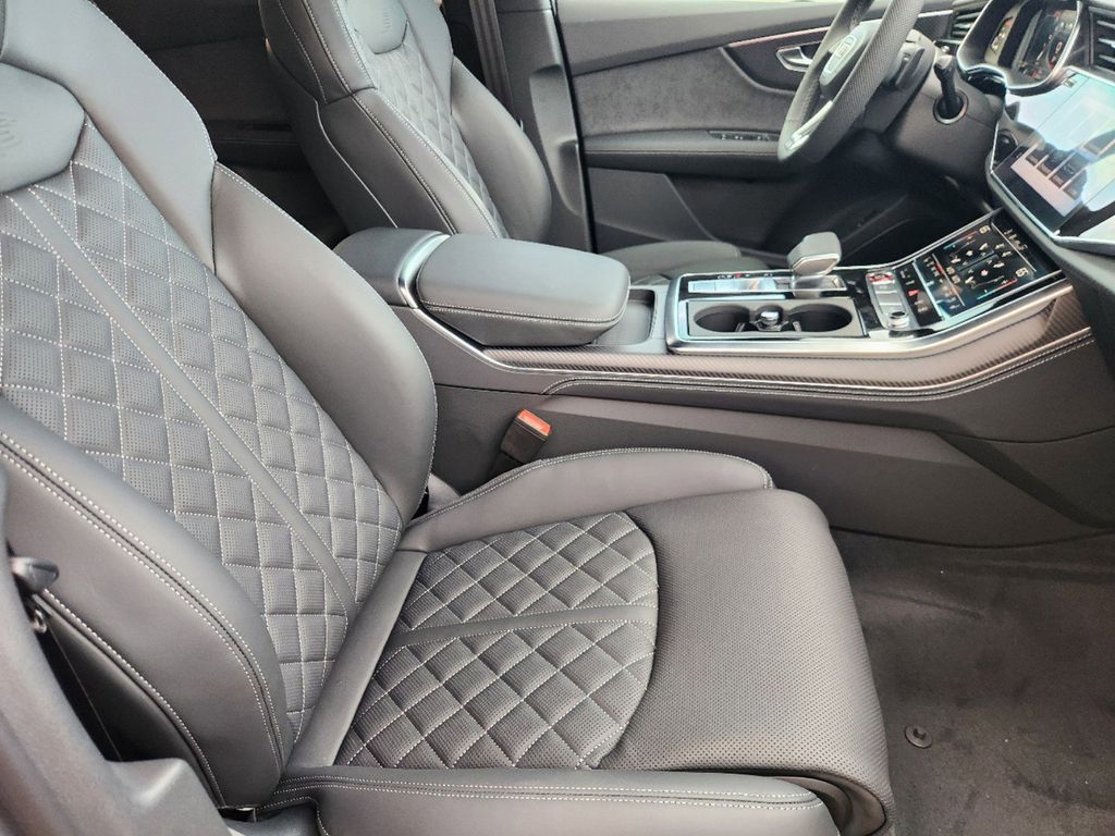 new 2025 Audi SQ7 car, priced at $99,990