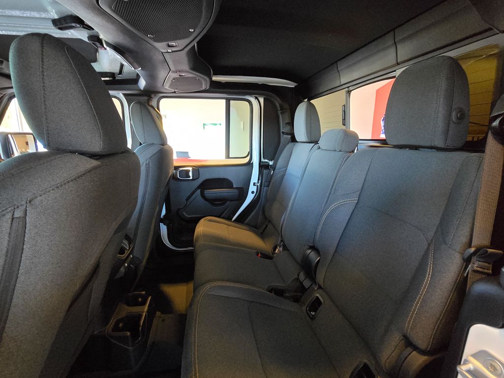 new 2025 Jeep Gladiator car, priced at $42,434