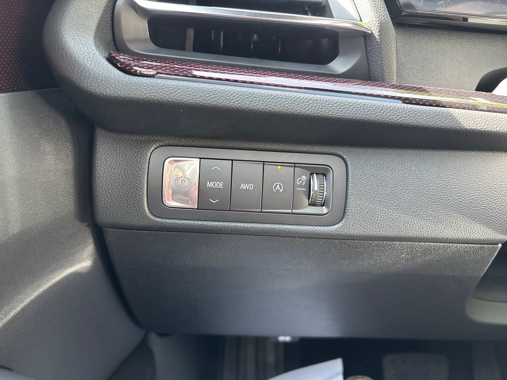 new 2025 Chevrolet Traverse car, priced at $51,295