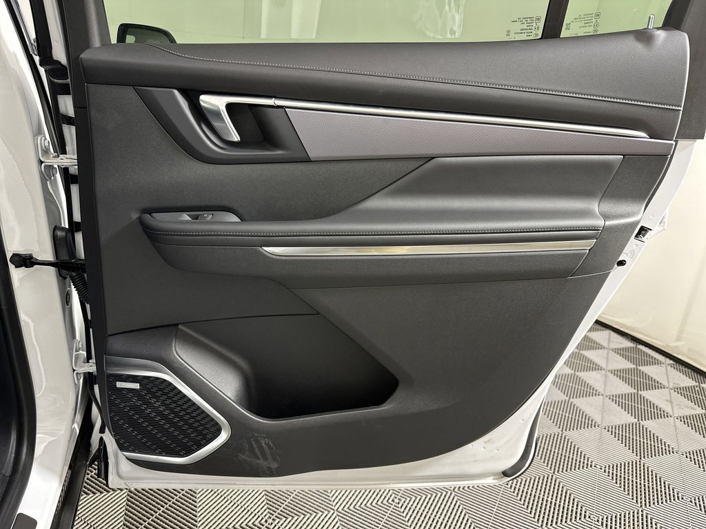 new 2025 Buick Enclave car, priced at $44,594