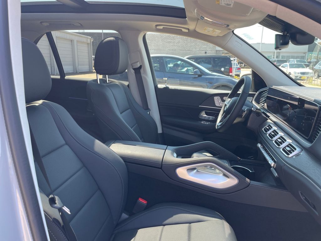 new 2026 Mercedes-Benz GLE car