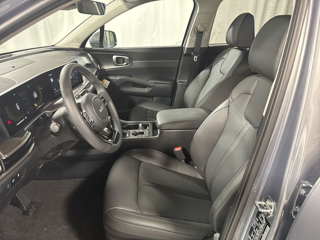 new 2025 Kia Sorento car, priced at $39,911