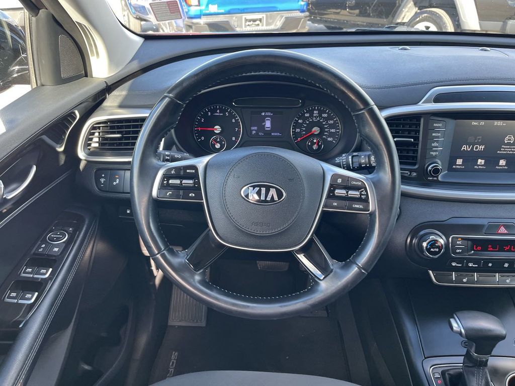 used 2020 Kia Sorento car, priced at $16,493