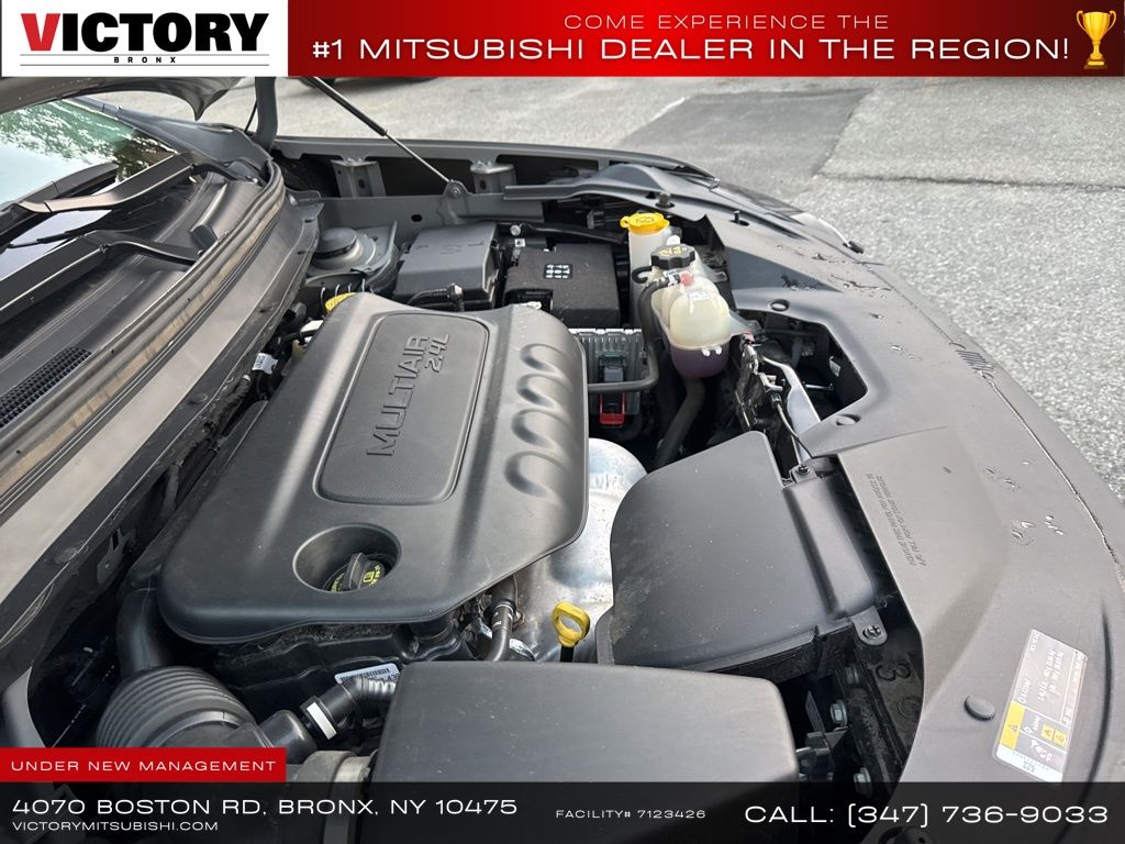 used 2023 Jeep Cherokee car, priced at $17,999