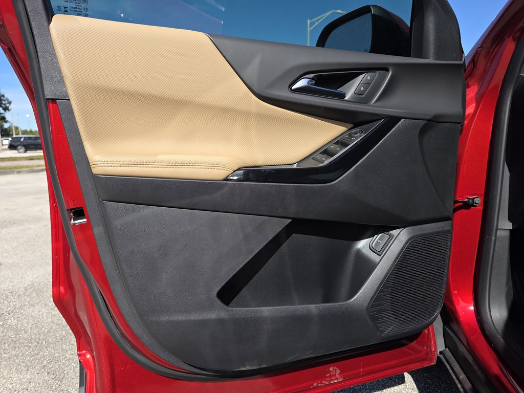 new 2026 Chevrolet Equinox car, priced at $33,395