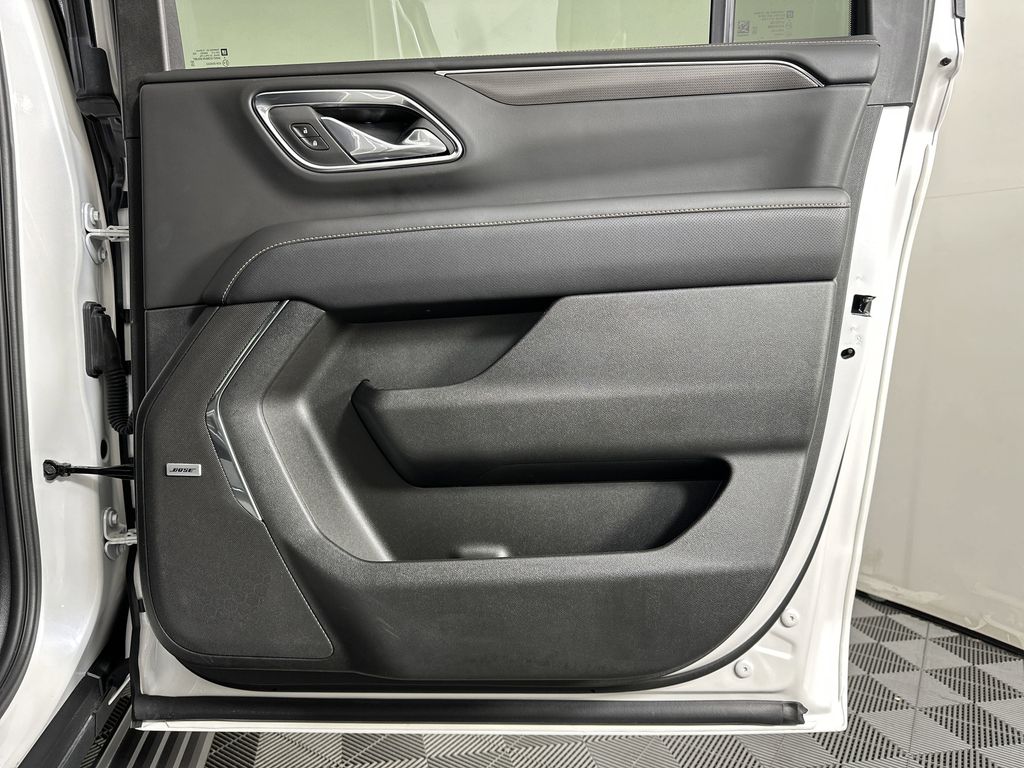 used 2024 GMC Yukon XL car, priced at $71,103