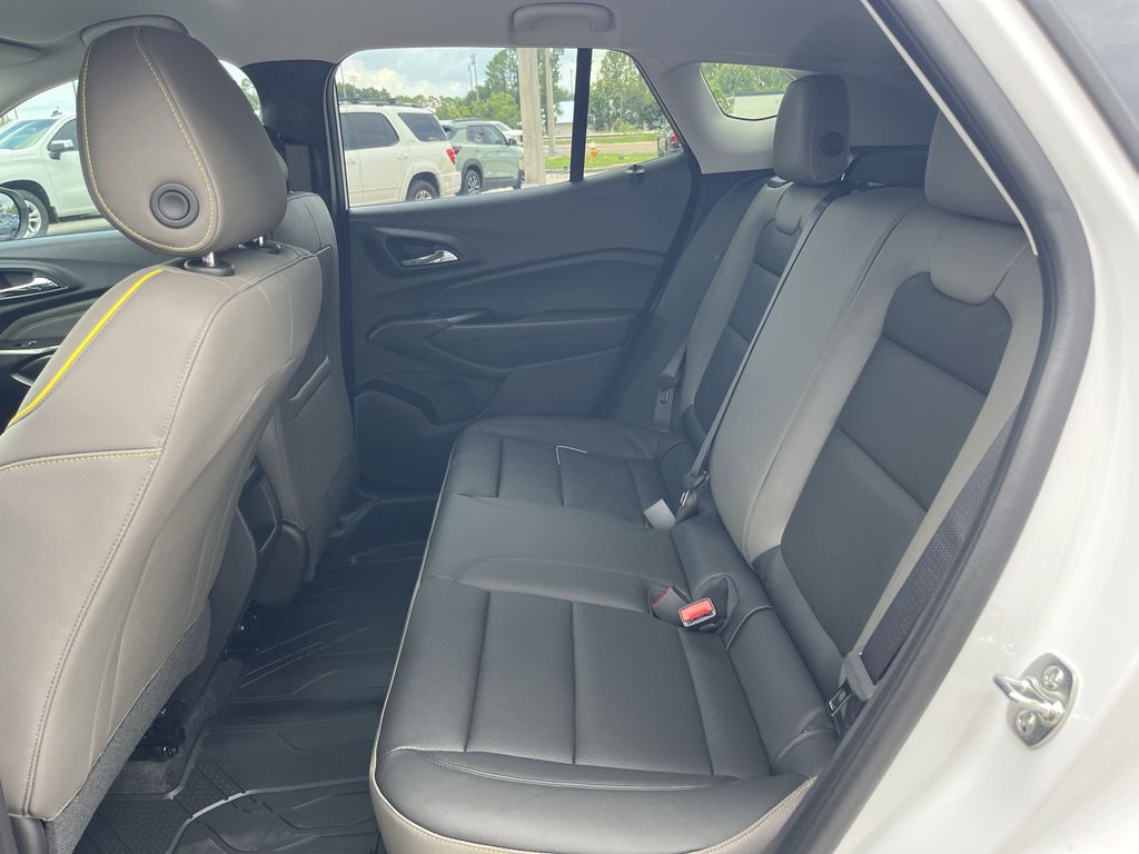 new 2025 Chevrolet Trax car, priced at $25,353