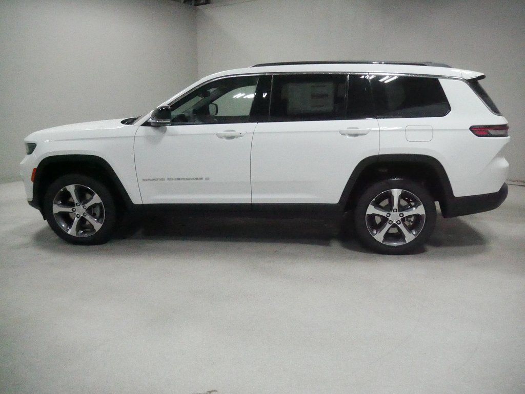 new 2024 Jeep Grand Cherokee L car, priced at $53,865