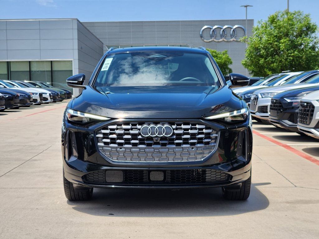 new 2025 Audi Q5 car, priced at $60,860
