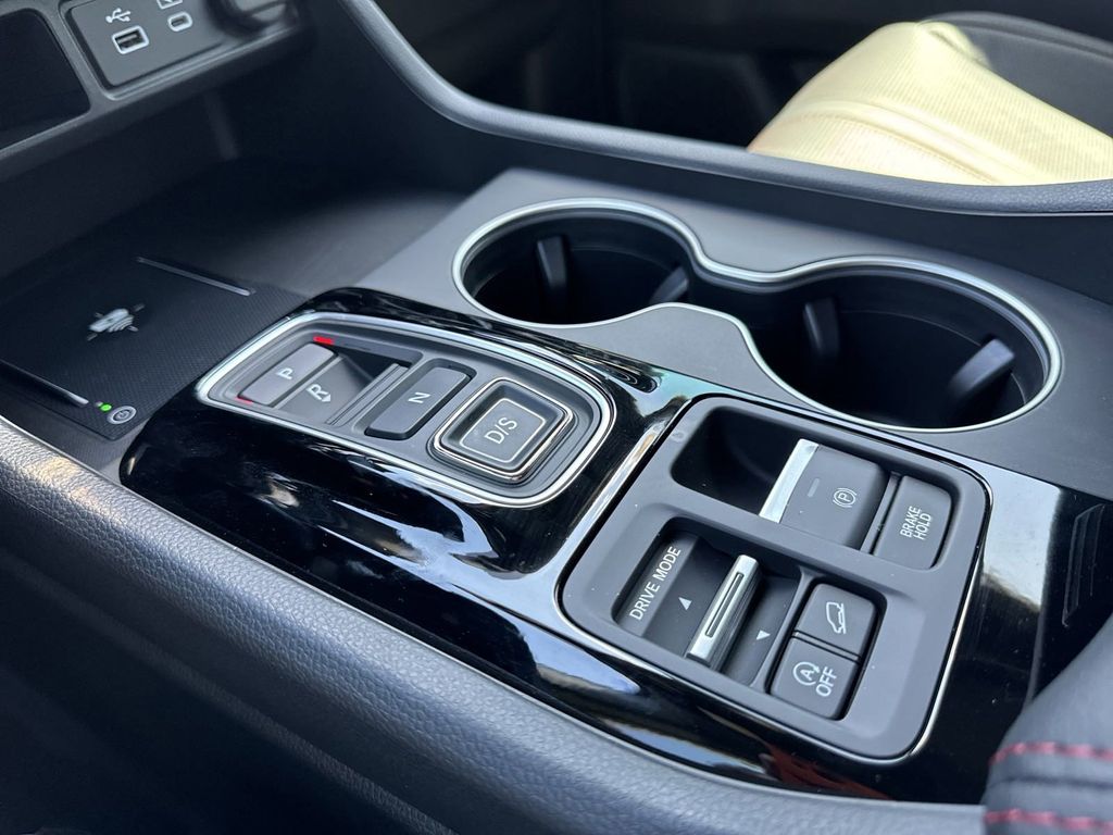 new 2025 Honda Pilot car, priced at $54,269